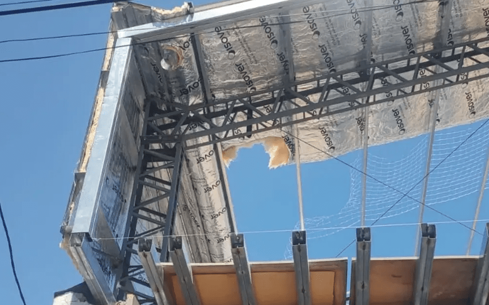 Caída en una obra en construcción: un operario herido en la calle Malvinas hoy