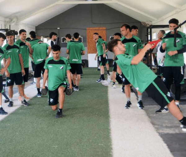 Villa Mitre puso en marcha su ilusión para el Federal A con caras nuevas