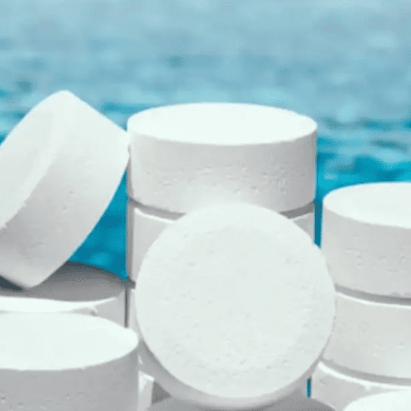 La ANMAT prohibió la venta de un desinfectante para piscinas en todo el país hoy