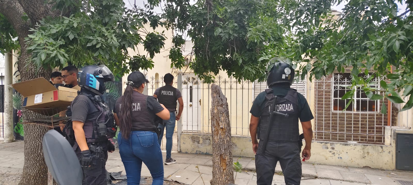 En un allanamiento, secuestran llaves de una moto robada