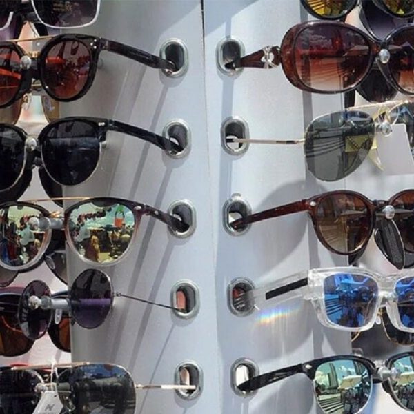 Alerta por anteojos de sol de venta ilegal: denuncian riesgos de accidentes y ceguera hoy