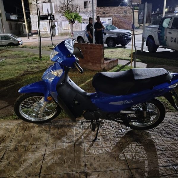 Aprehendieron a dos menores tras robar una motocicleta en Bahía Blanca