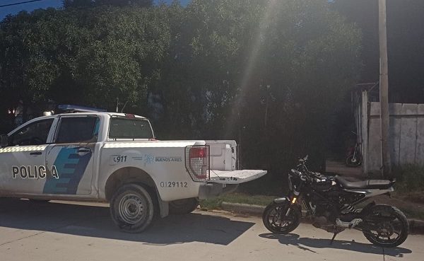 Golpe al mercado ilegal en Ingeniero White: clausuran taller clandestino con una moto robada