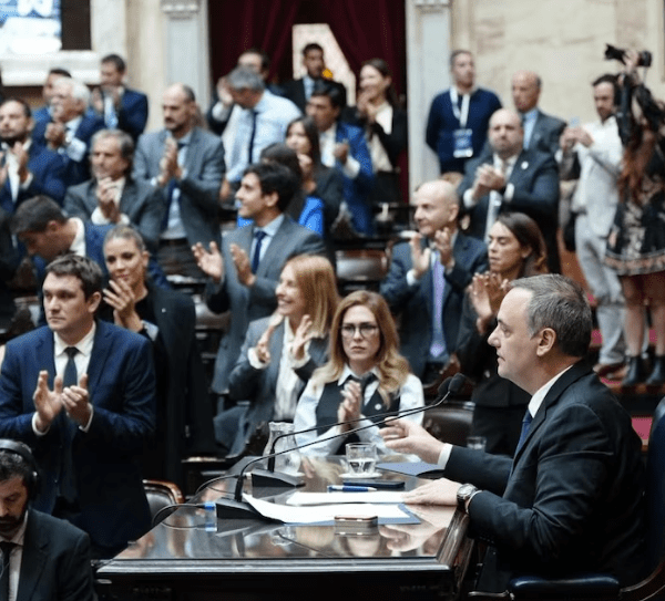 Informe de gestión de Adorni en el Congreso: el Gobierno destacó una jornada “más calma de lo esperado”